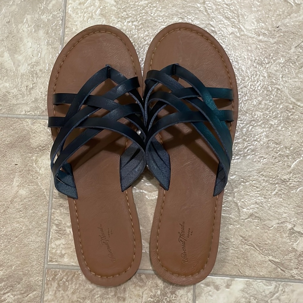 Black Flat Sandals